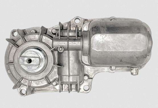 KEY Automation UND24 Moteur UNDER pour portails battants max 3,5 m et 600kg, moteur 24 Vdc, fin de course électrique en ouverture. Longueur câble 1,5 m